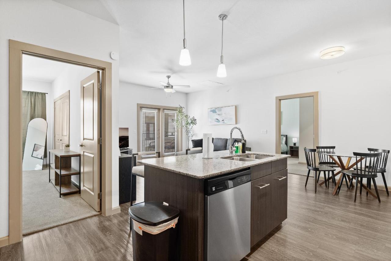 Apartamento Luxe 3B/2B Getaway - Pool, Gym, Parking, Pet Wash Leander Exterior foto